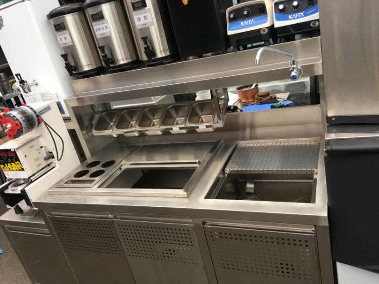 西寧城中區廚房設備回收，飯店后廚設備、灶具、廚具回收